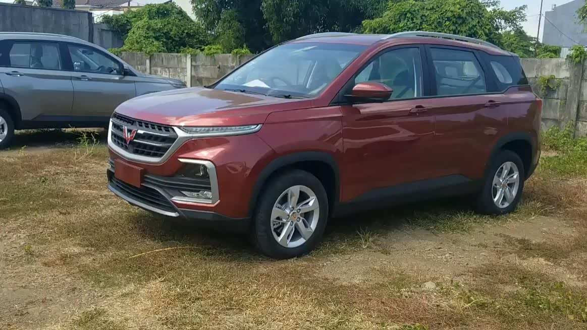 试驾体验五菱宏光almaz七座版,坐进内饰才知道中国制造太霸气了