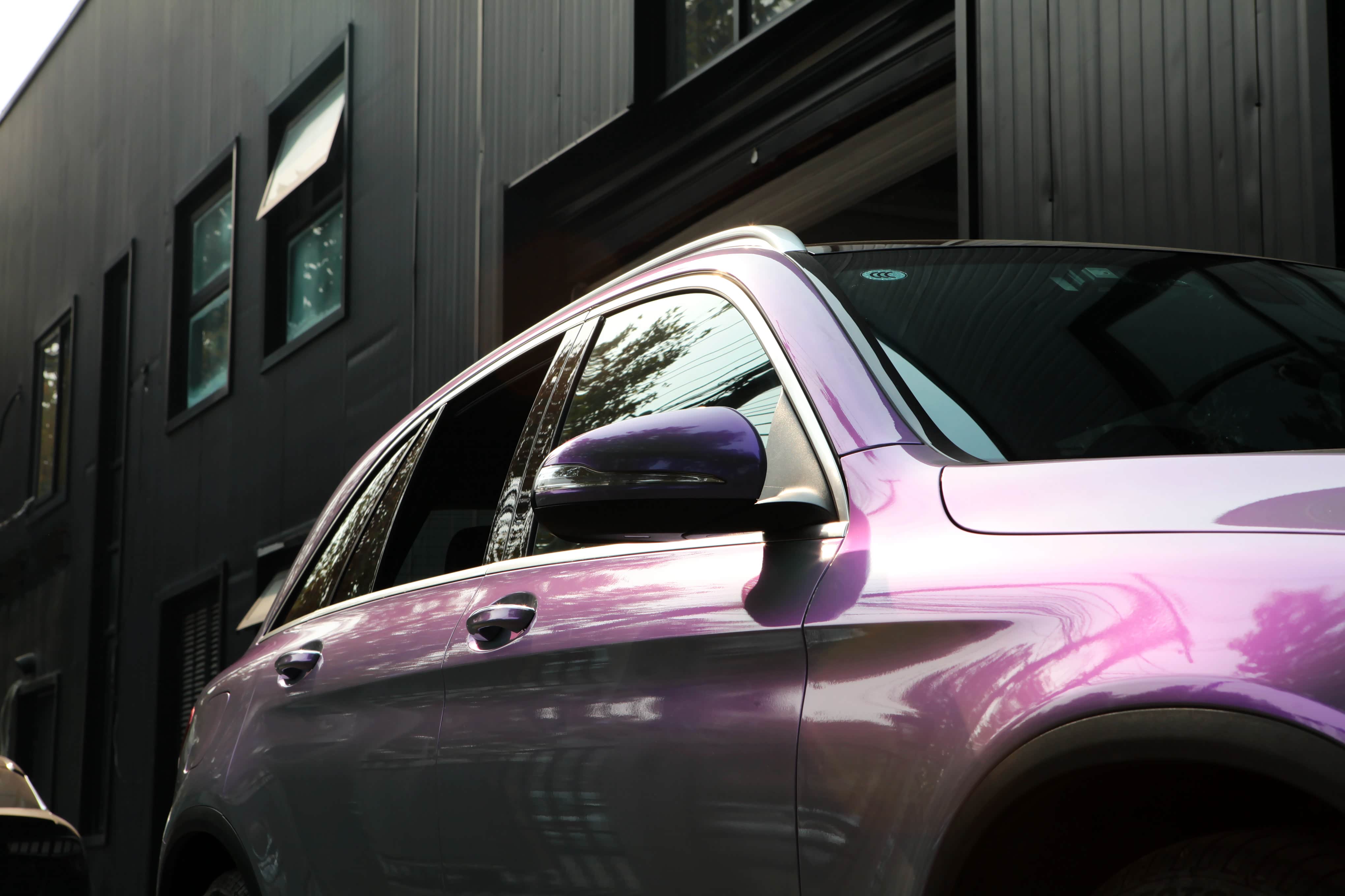 奔驰glc260l改色梦幻灰魅紫 这样它还有谁不喜欢?