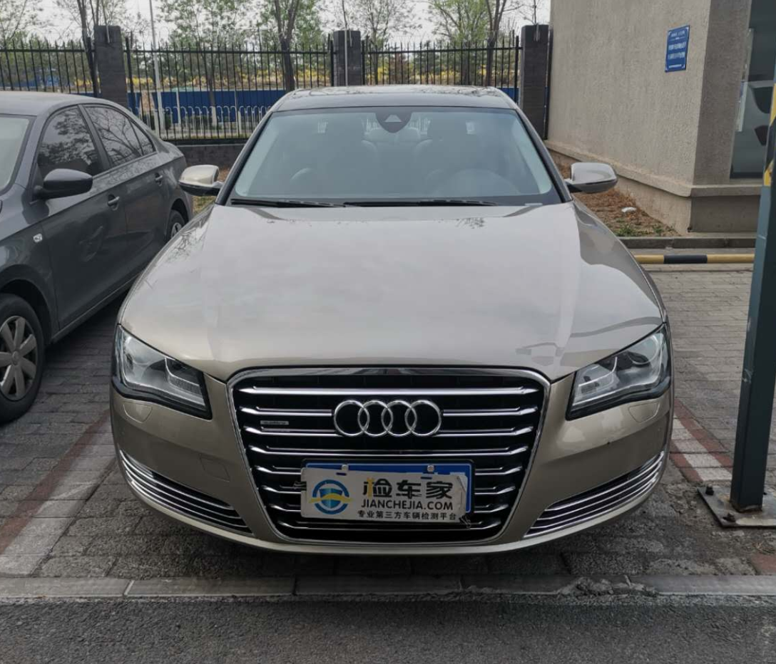 详细检测2012款奥迪a8l,卖家报价25万值吗?网友:买得起养不起