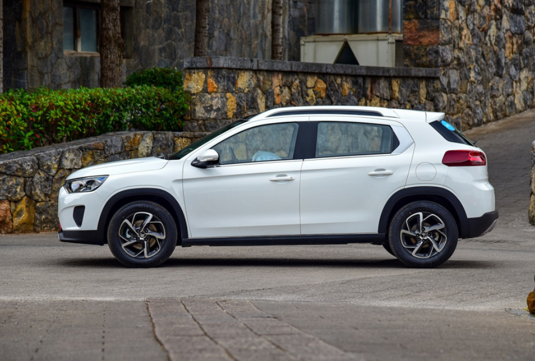 不到10万的合资三厢轿车,雪铁龙c3l香不香?