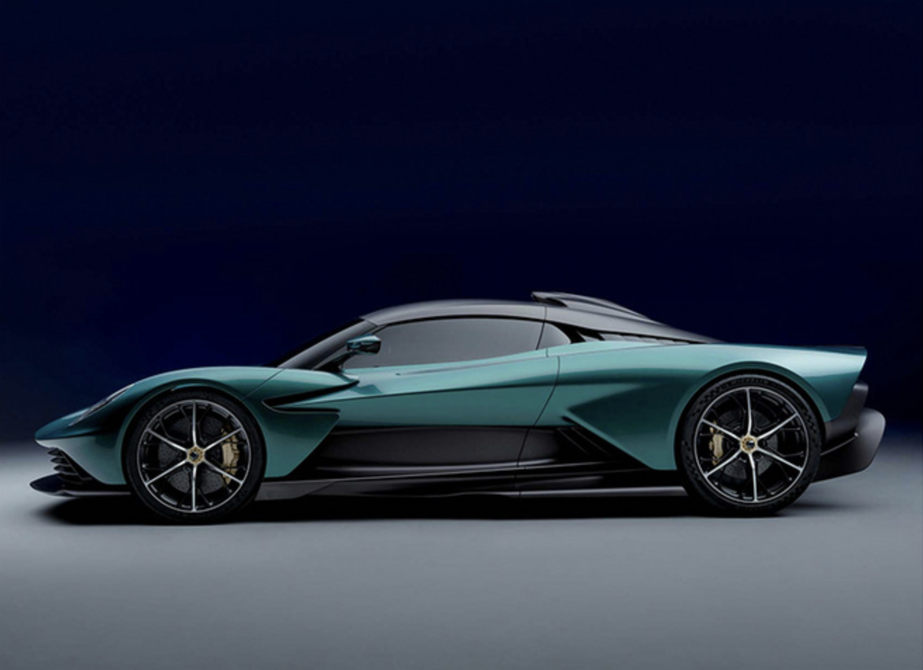 输出功率699kw 全新valhalla官图曝光