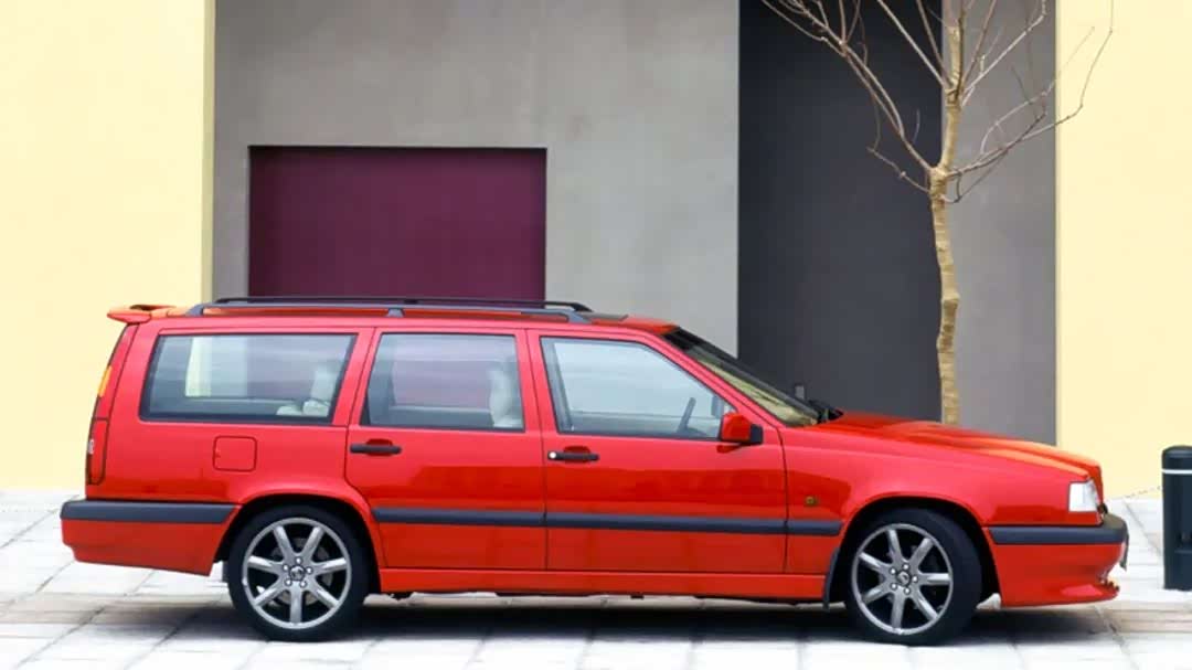 "飞行板儿砖"的性能传奇 试驾经典老车沃尔沃850 t-5r