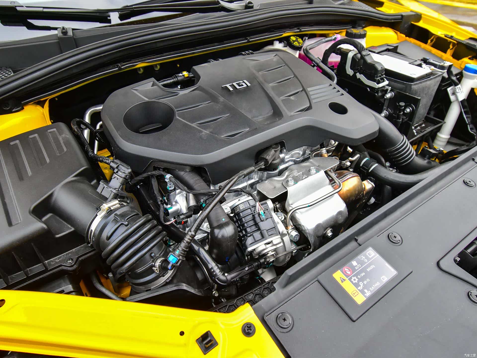 5t高压直喷涡轮增压发动机/引自汽车之家图库