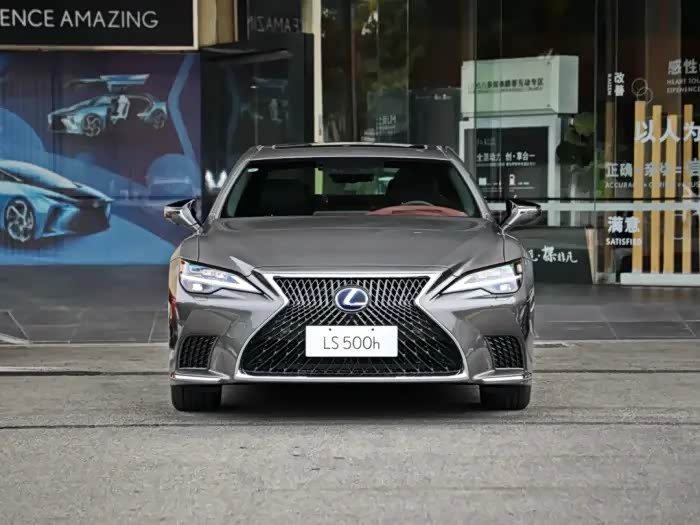 2021款雷克萨斯ls,动感优雅,极具辨识度