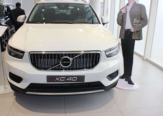 2021款沃尔沃xc40实车到店,直降5.5万,20.98万起,白领看过来!