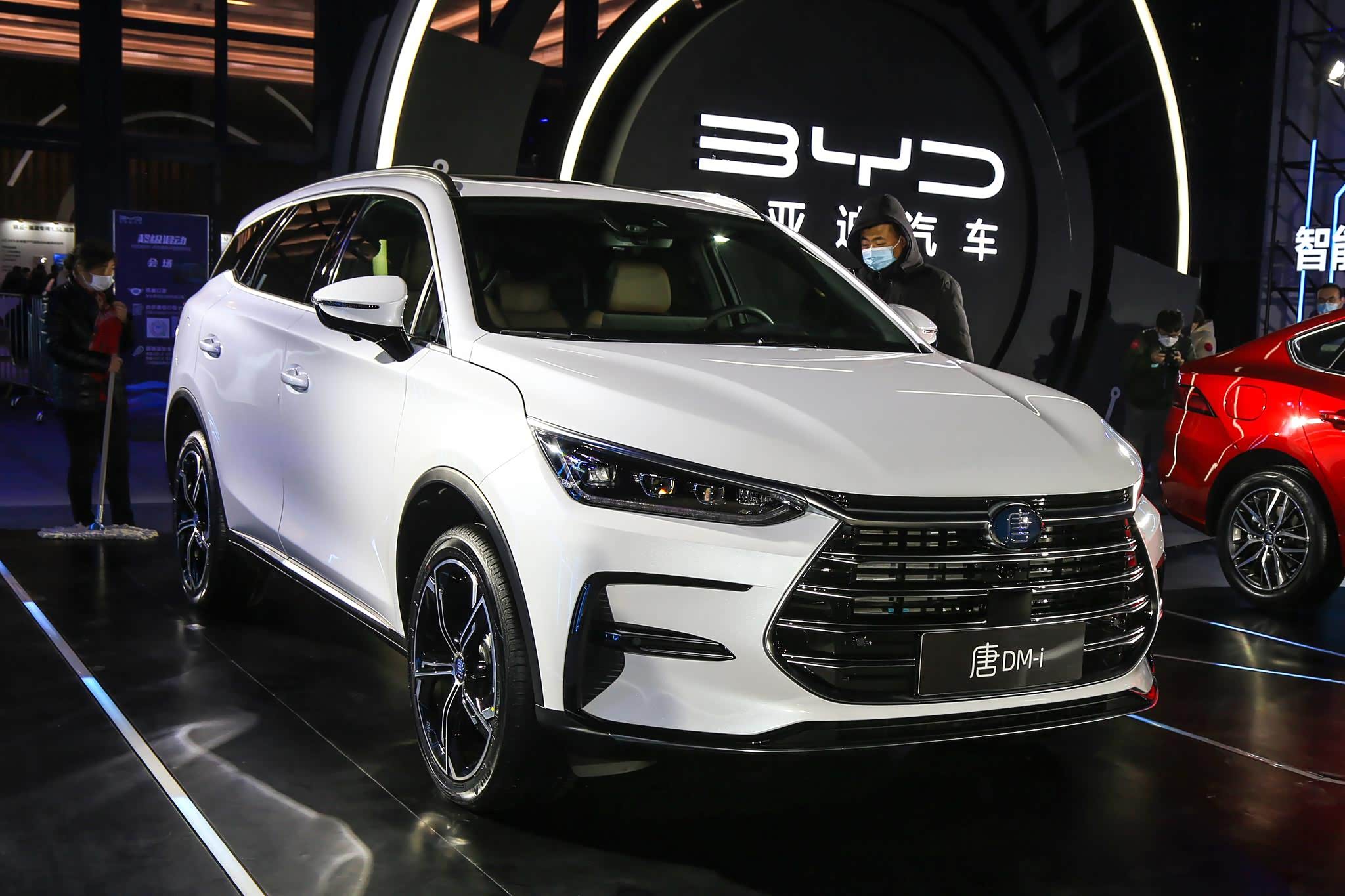 比亚迪唐dm-i开启预售 补贴后预售价19.78万起!