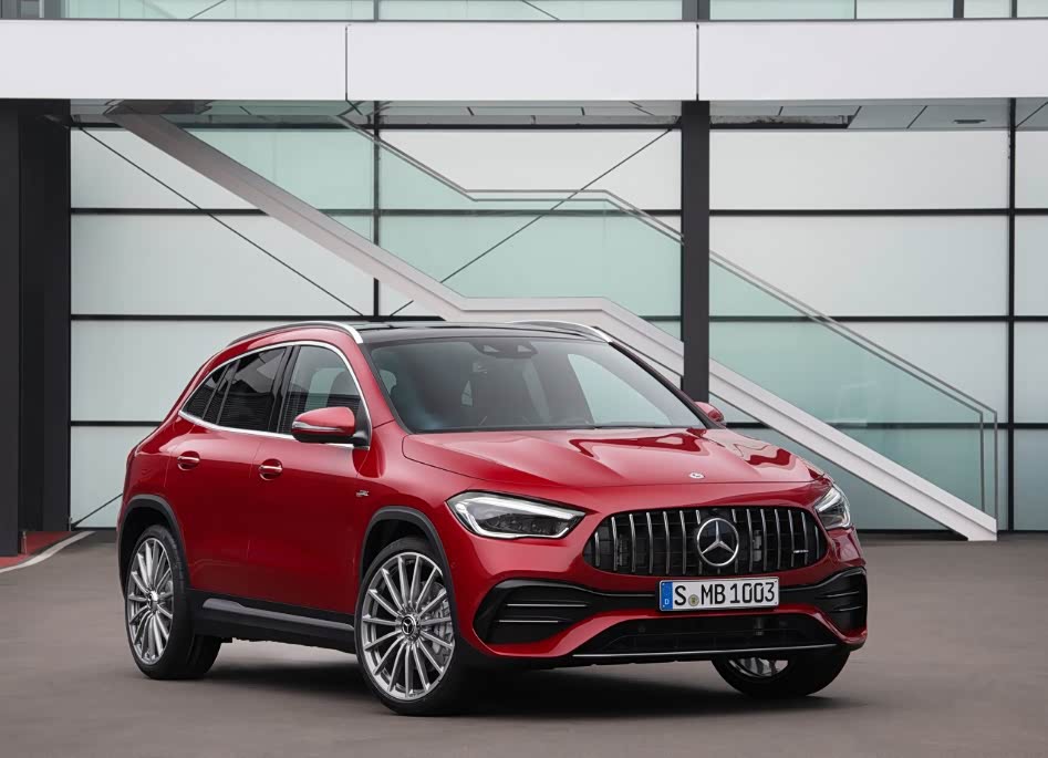 除去呆萌 迎来野味 2021款奔驰gla/gla35 4matic官图发布