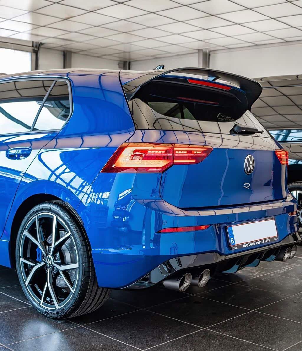 年轻运动的设计 实用性很高 大众高尔夫8r实车