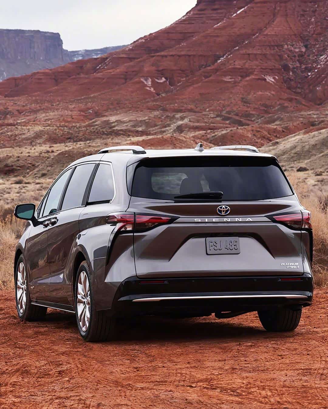 2021款丰田塞纳混动版上市换代塞纳是否能续写传奇