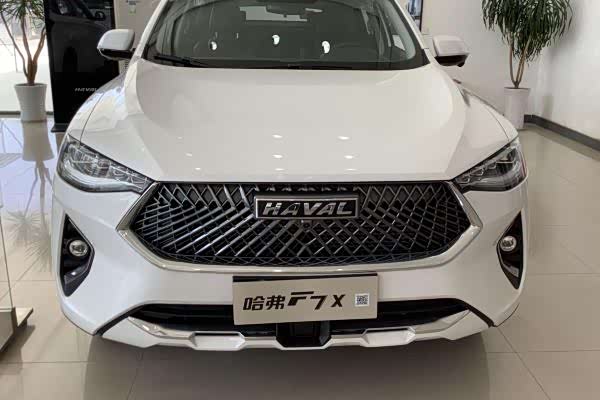 到店体验2021款哈弗f7x,11.99万起性价比高,入门配7dct