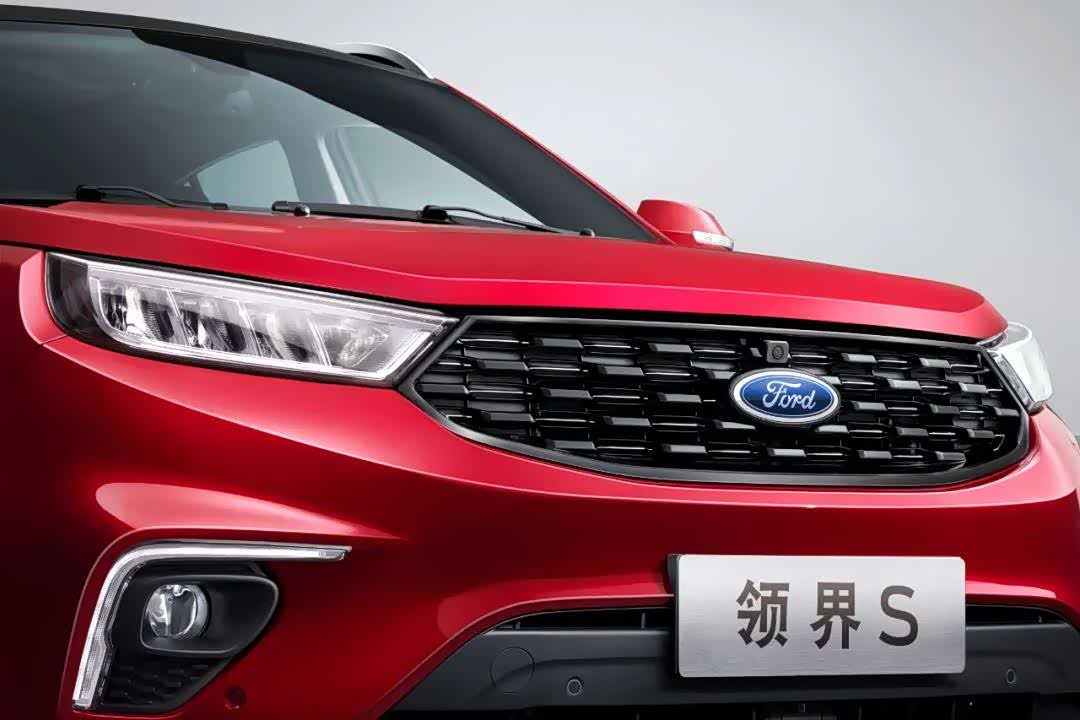 福特领界s的3s(smart-大智能,space-大空间,safe-大安全)优势外,长安