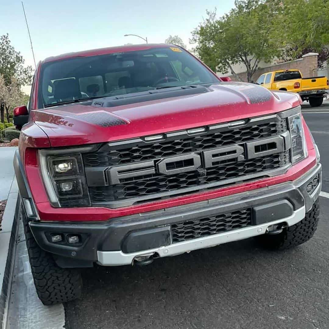 索罗德的劲敌 越野范的皮卡 全新福特f-150猛禽街拍