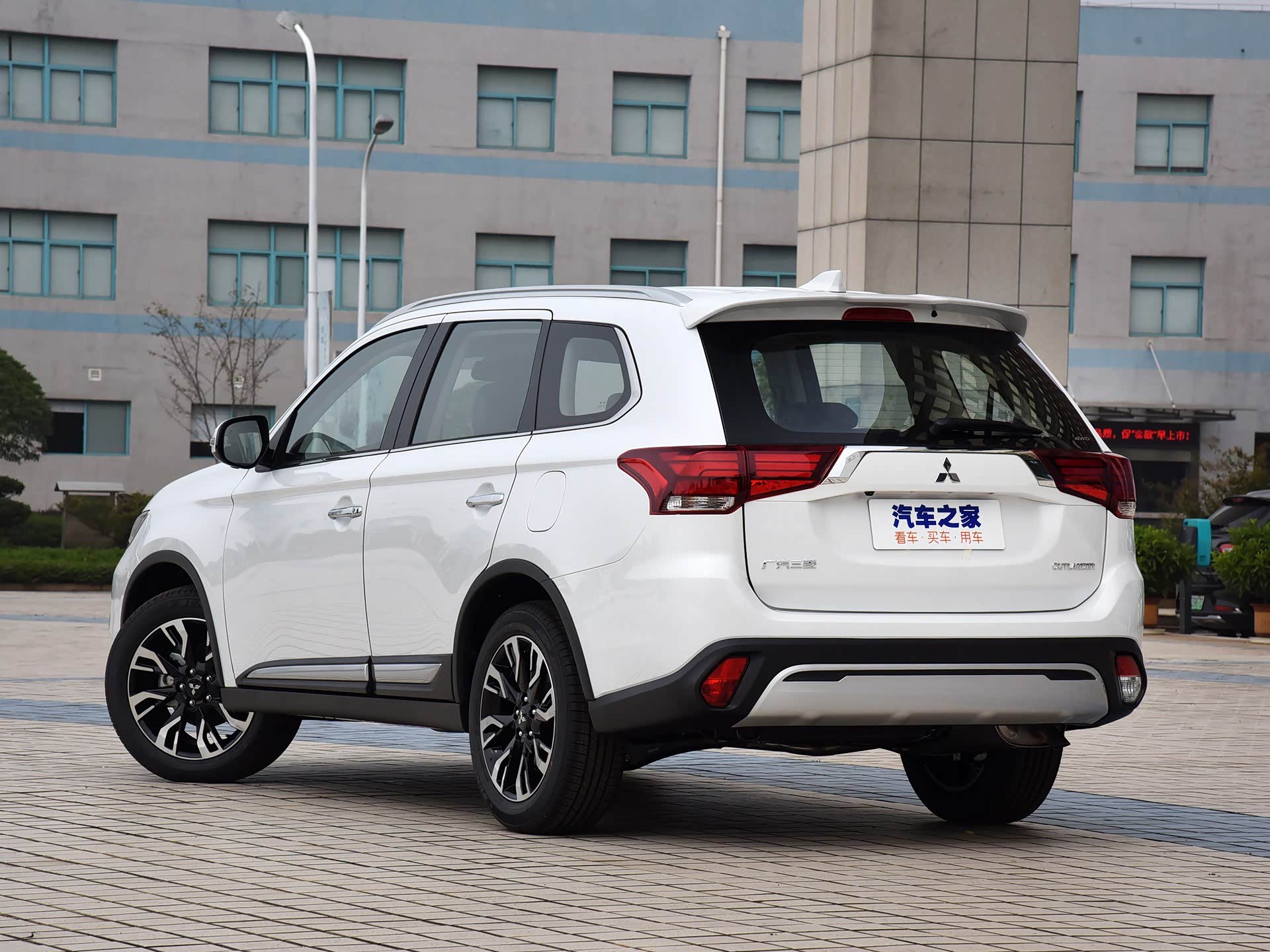 引自汽车之家图库