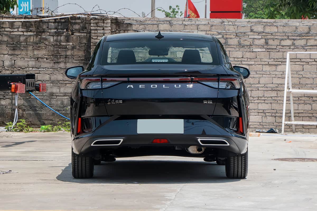 又一国产好车,东风风神奕炫骑士版到店实拍,外观黑化加持更动感