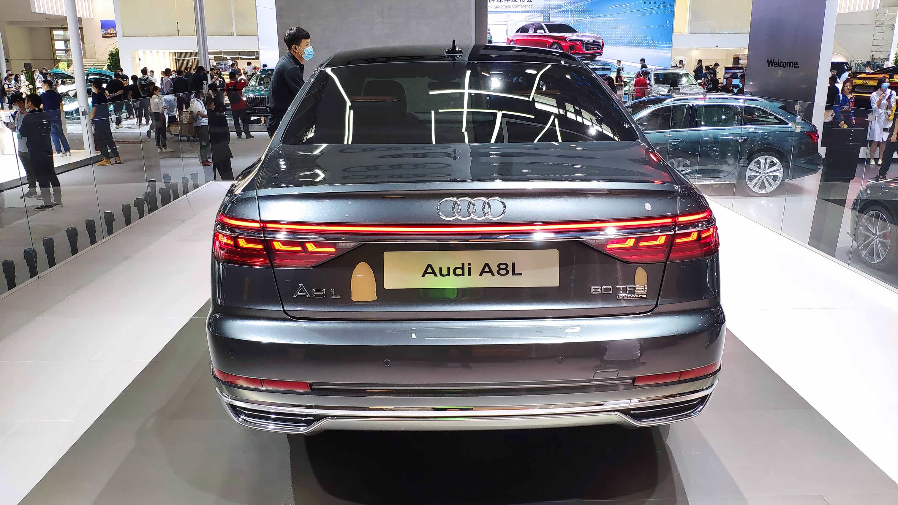2020年北京车展:奥迪a8l实车