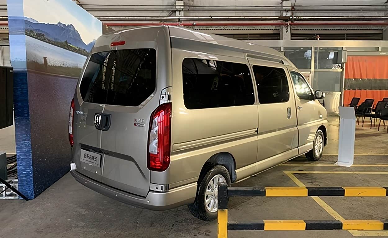 金杯海狮王营运版正式上市 售价11.61万元起
