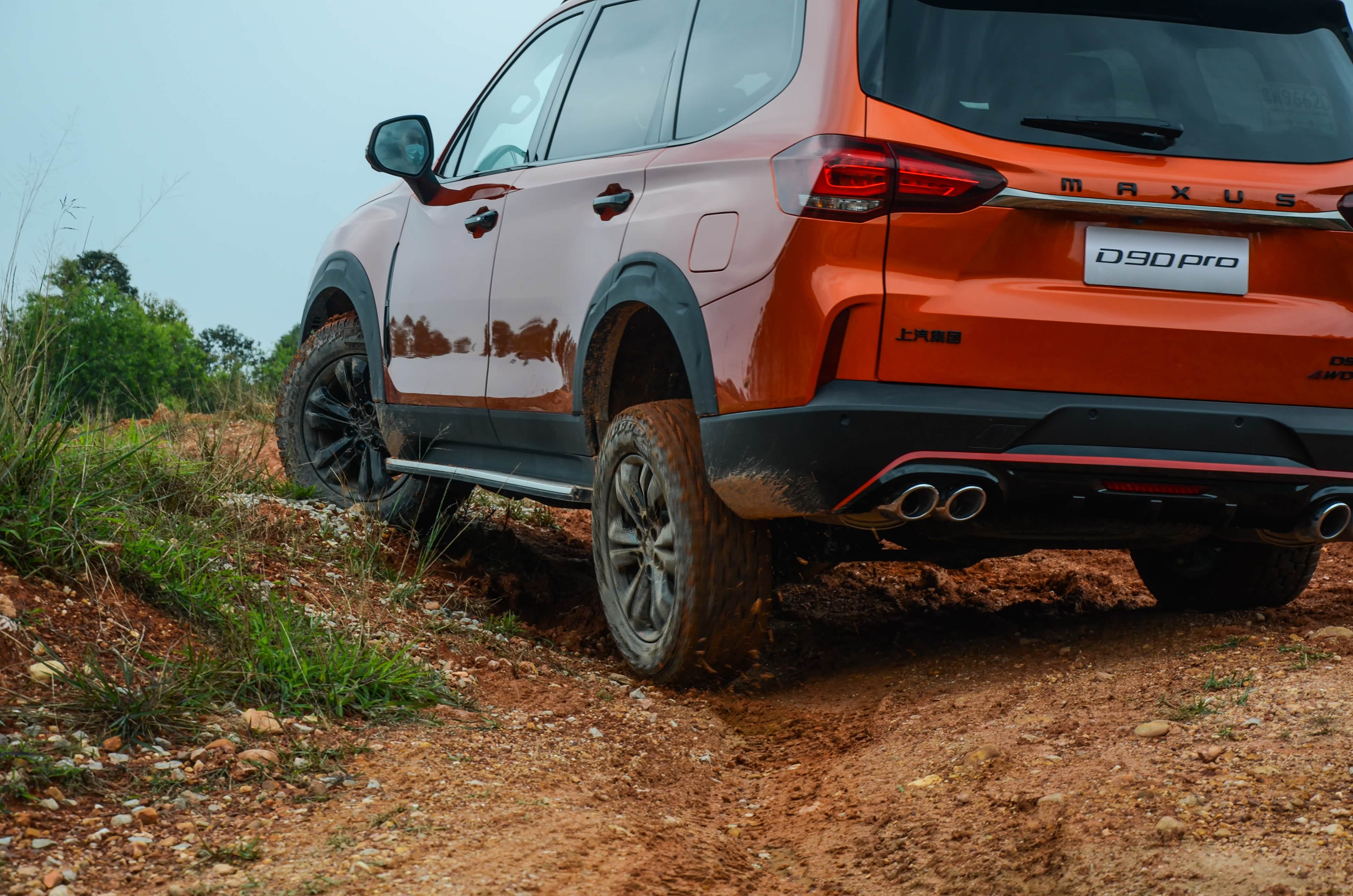 上汽maxus d90 pro给你!