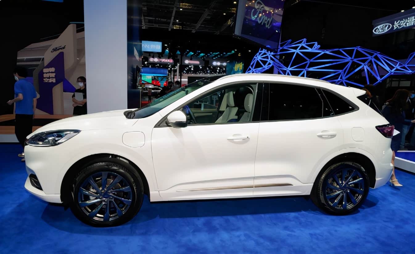 续航超1千公里,百公里油耗1.2l,福特锐际phev6月12日正式上市