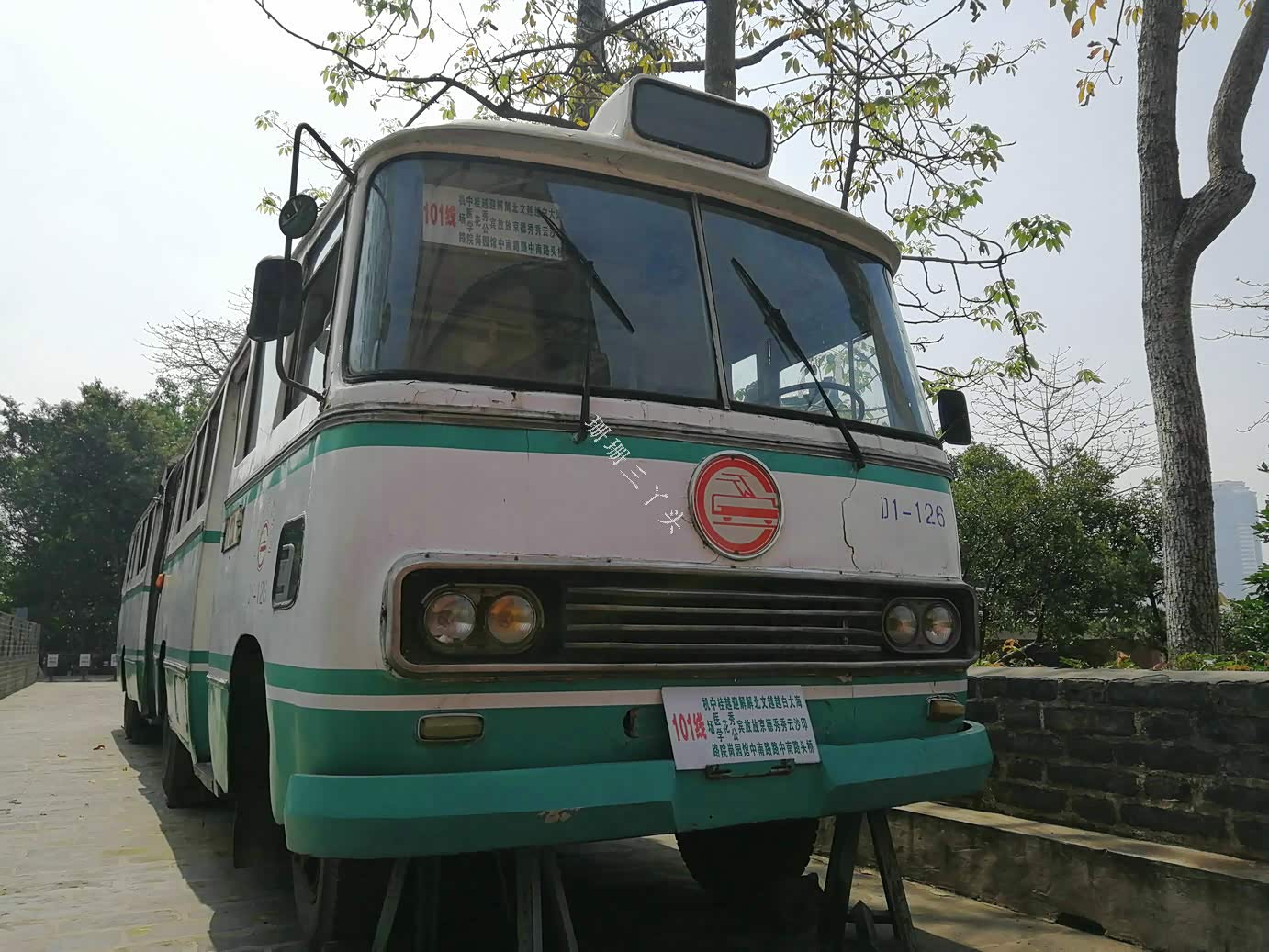 广州这一辆"古董公交车",放广州博物馆内,搭载过你的记忆吗?
