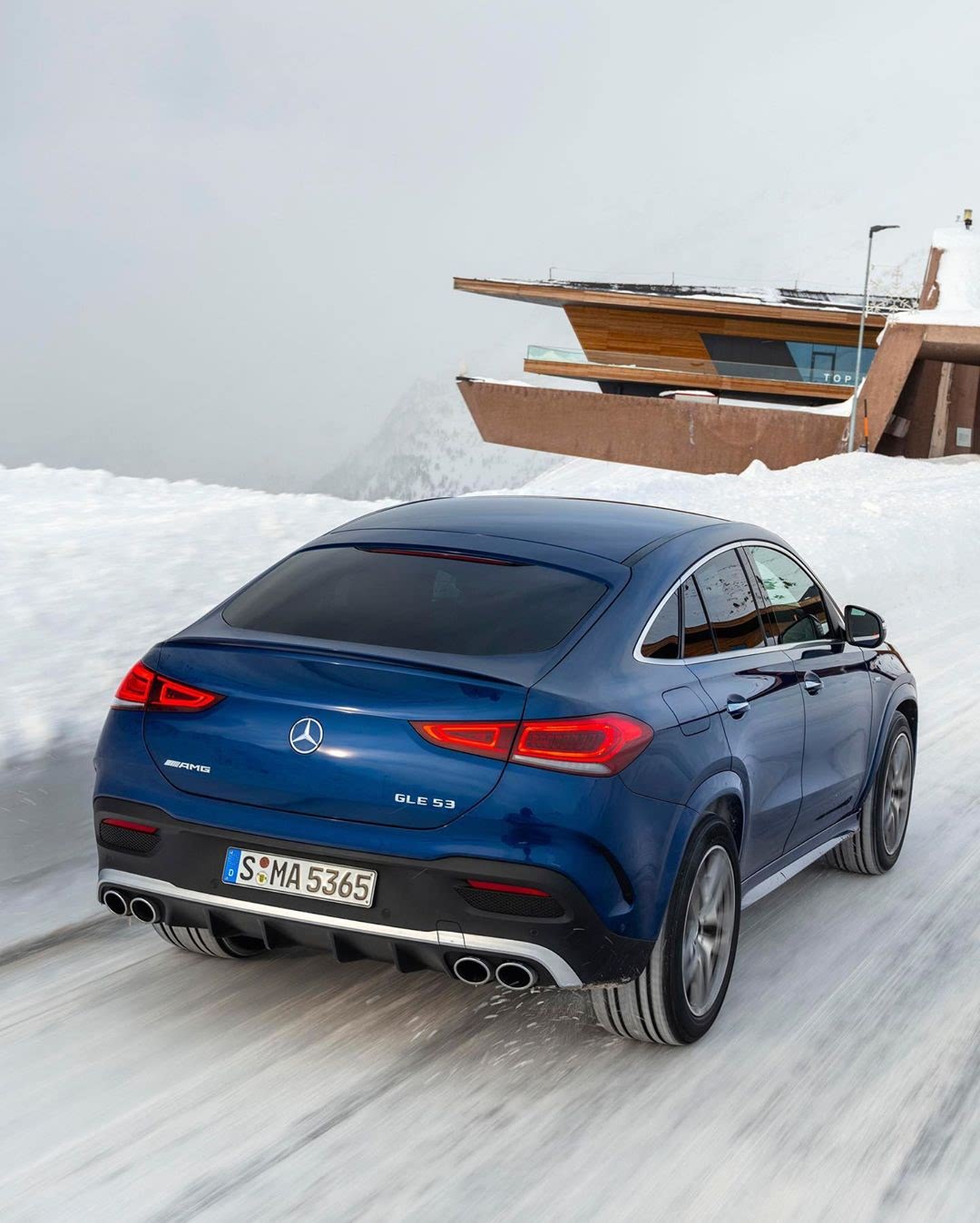 造型很运动 全新梅赛德斯-amg gle 53 coupe