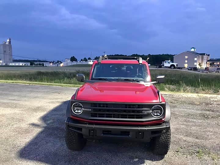 动力强劲外观硬派 三门版本 全新福特bronco实车