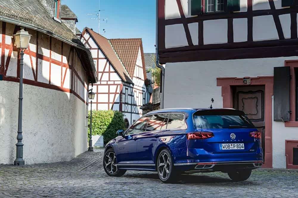 原版帕萨特旅行版比轿车更香?2020款大众蔚揽值得期待吗?