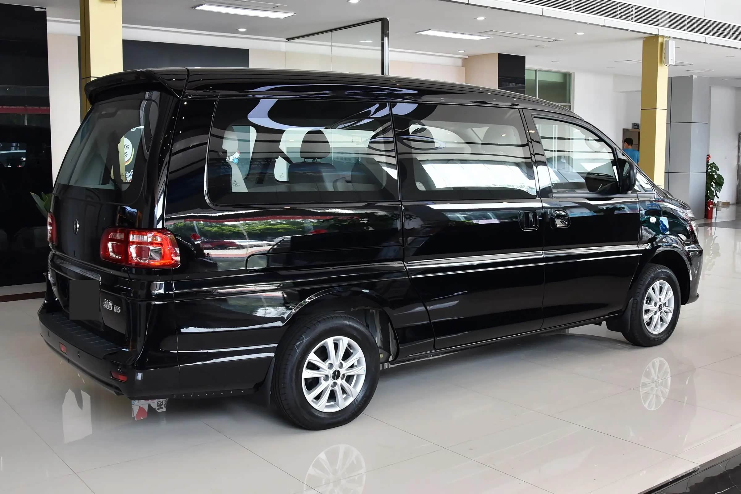 想买10万以内侧滑门MPV,可以看看这两款,空间大、油耗低、耐用_车家号_发现车生活_汽车之家