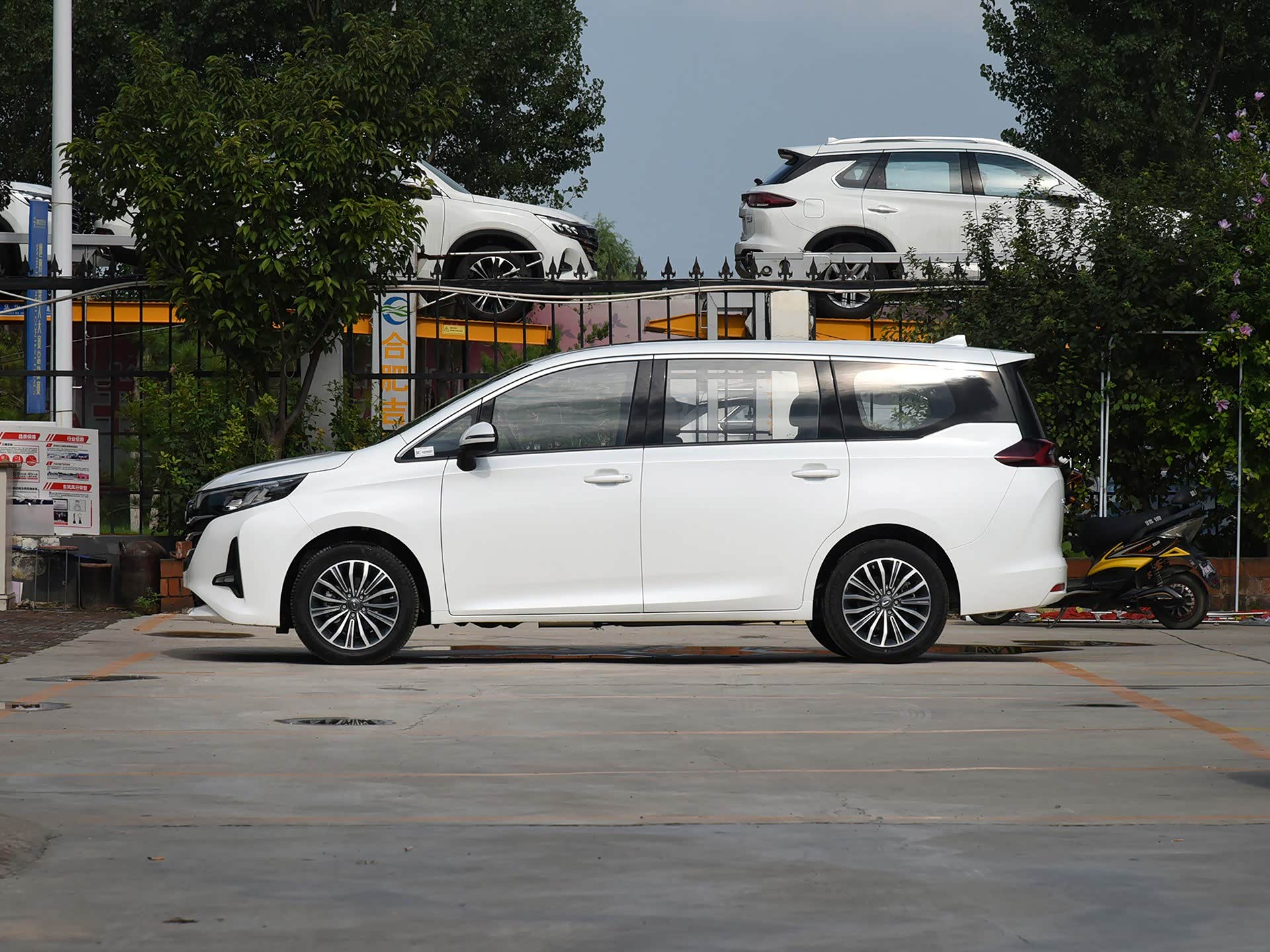 传祺gm6,外观华丽,值得推荐!_车家号_发现车生活_汽车之家