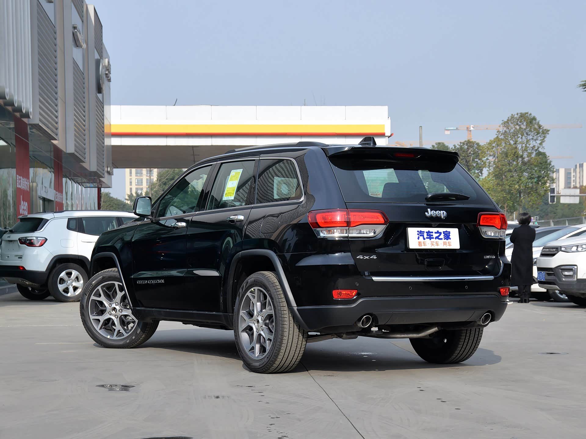 比普拉多还拉风,配中央差速锁 四驱,吉普"王牌"终于换代上新