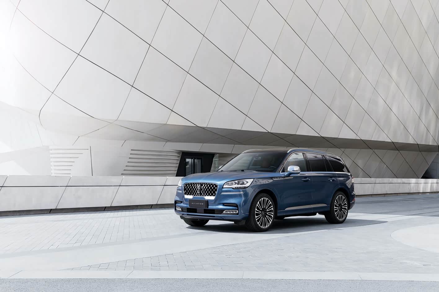 56.2万元起——国产全新林肯飞行家aviator预售