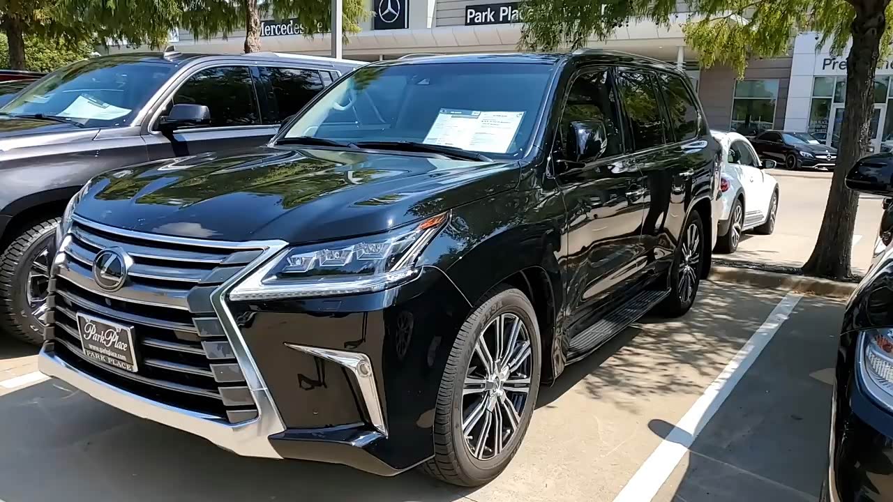 试驾2020款雷克萨斯lx570,夜晚开上路那刻才是霸气的开始