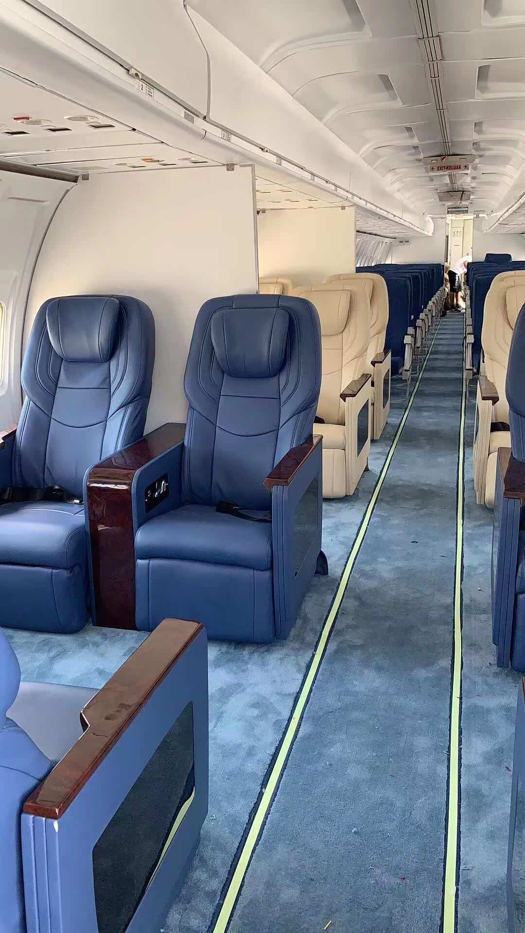 奔驰r320改装航空座椅,飞机头等舱也用的舒适座椅,享受从此开始