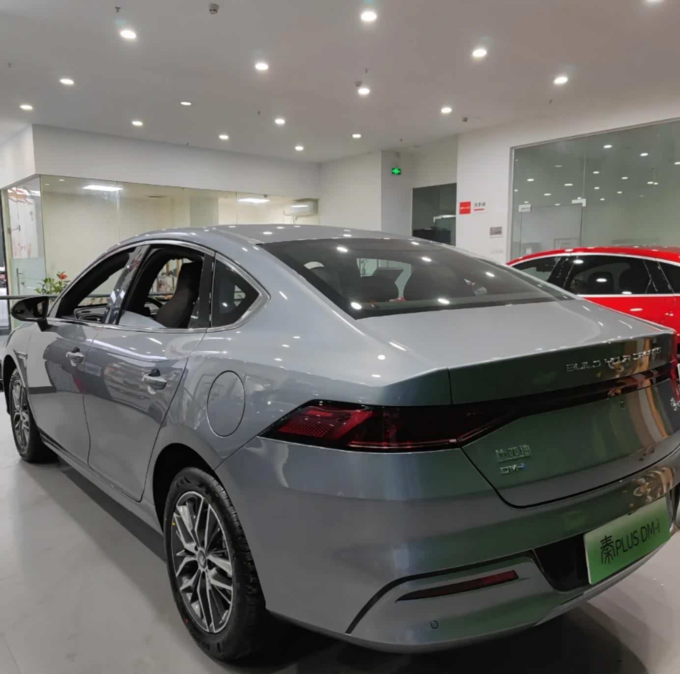 仪表盘尺寸进一步提升,2023款比亚迪秦Plus DM-i实拍图曝光_车家号_发现车生活_汽车之家