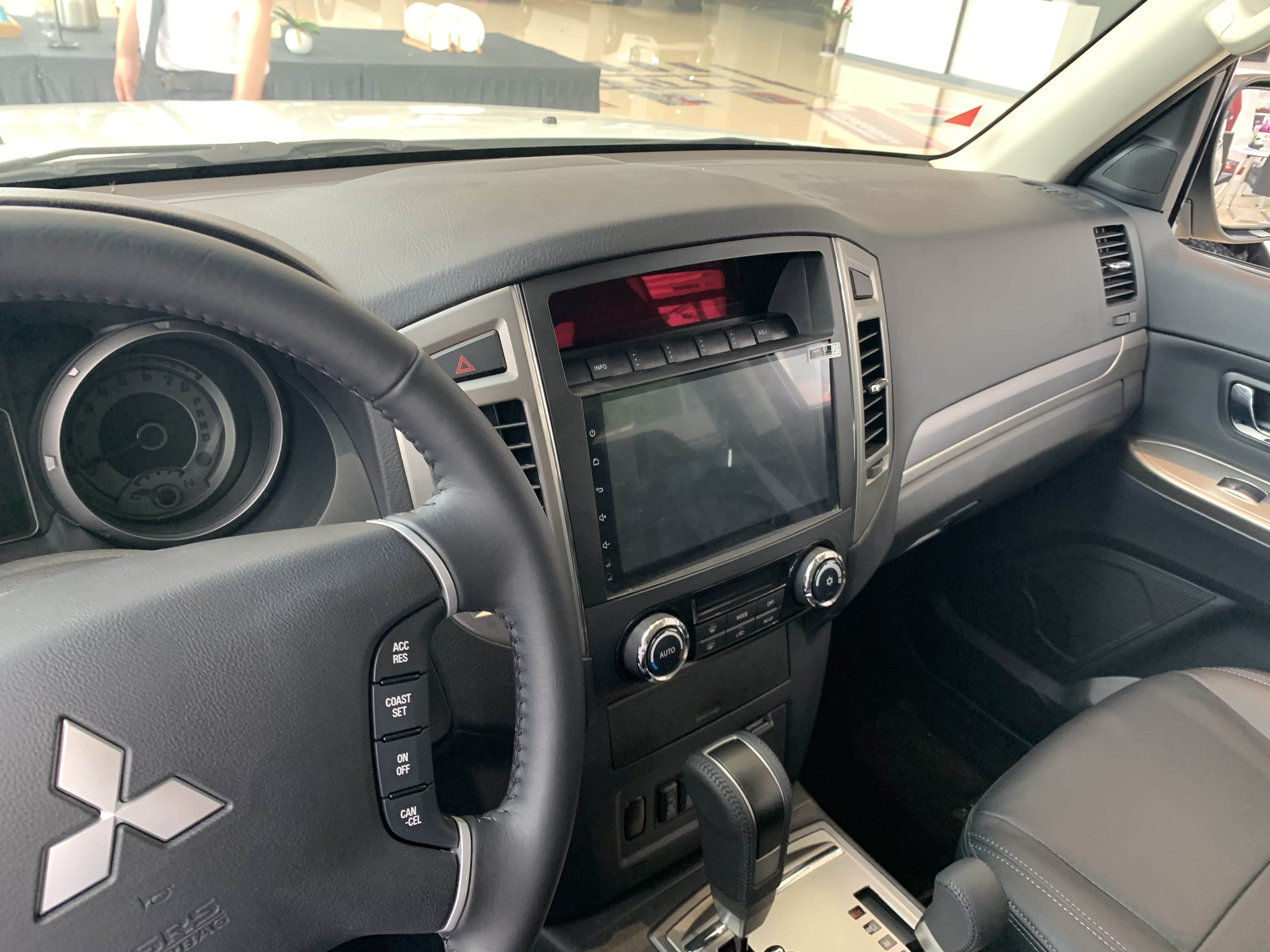 到店实拍三菱帕杰罗不负山猫之名