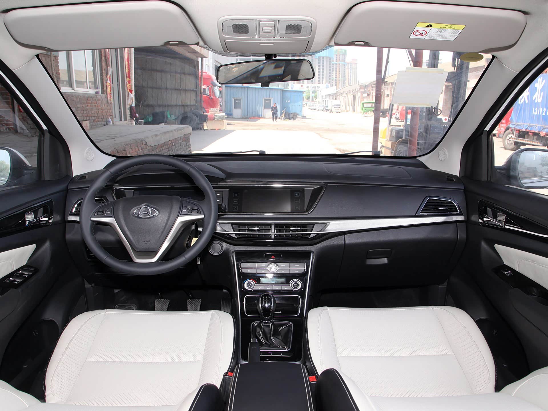 长安欧尚长行新增入门级车型,外观和动力不变,售价5.99万元!