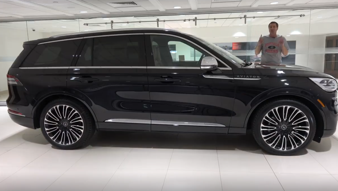 2020款 林肯 飞行家   车身细节展示