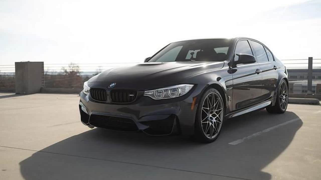 宝马m3推新款限量版车型配备30t四驱系统