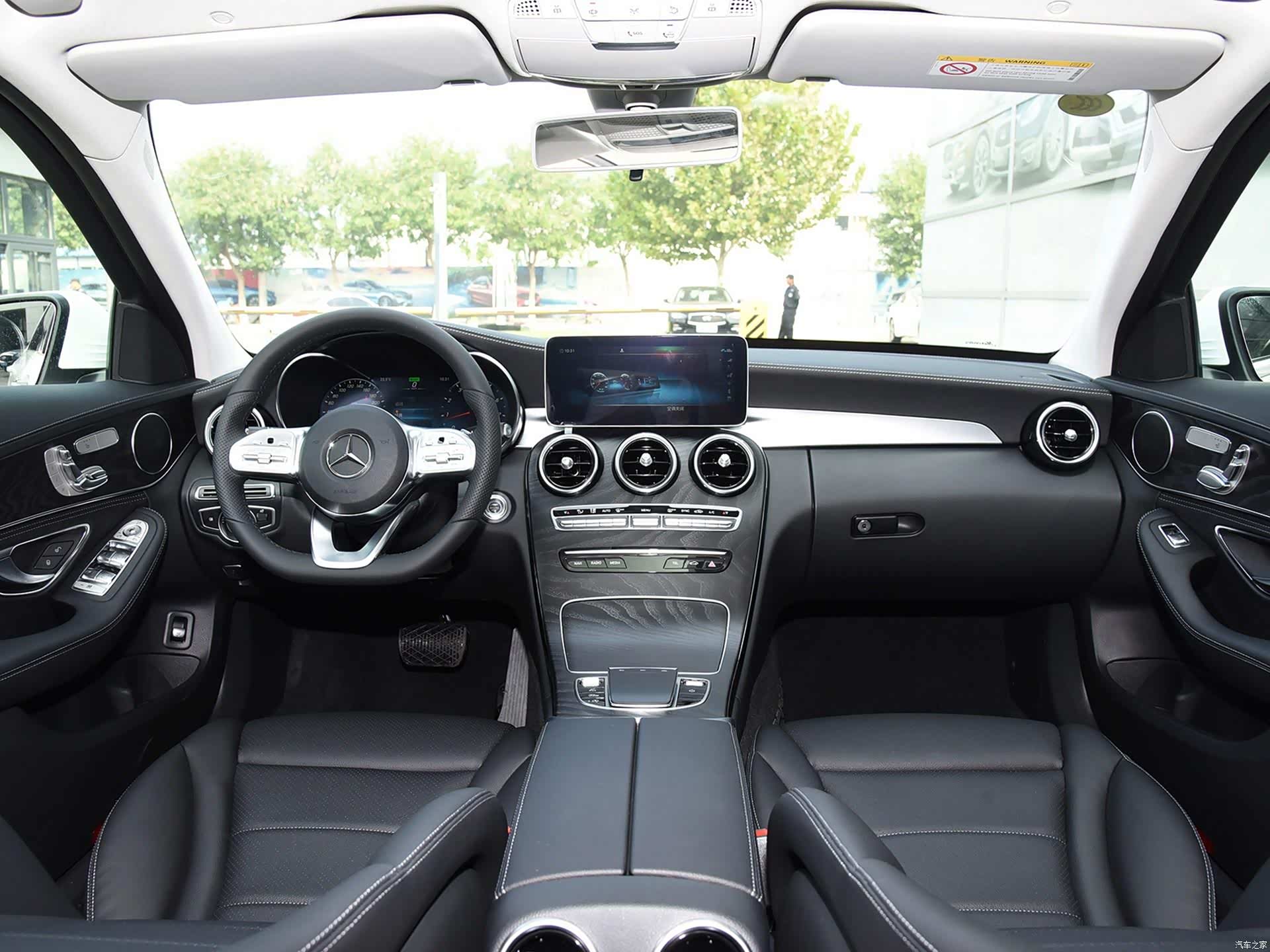 最高一口气降89万价格降至冰点奔驰c300是时候入手了