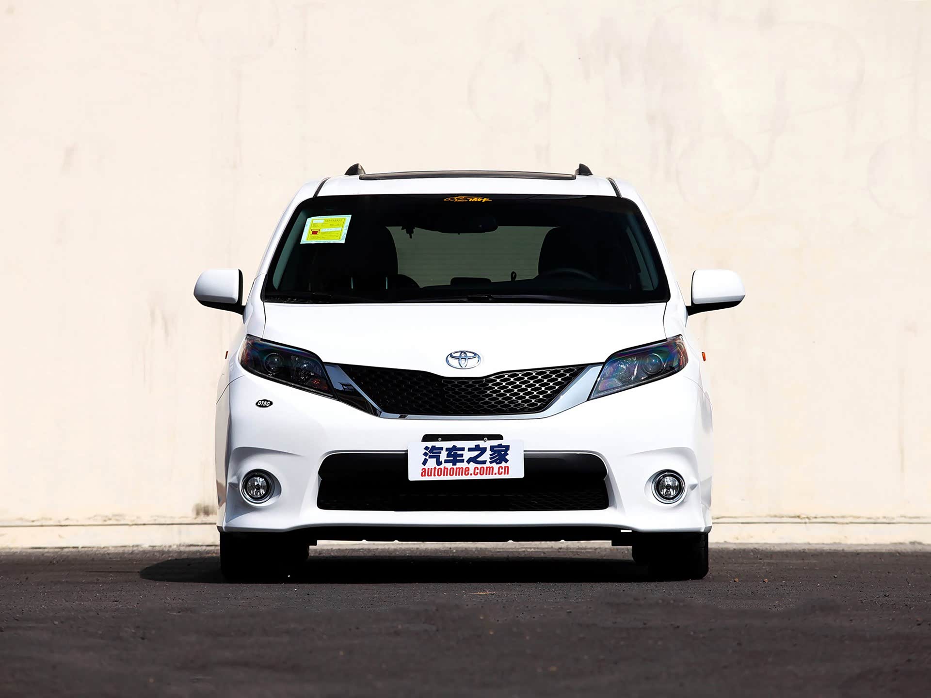 丰田sienna,空间宽大灵活多变,你会喜欢吗