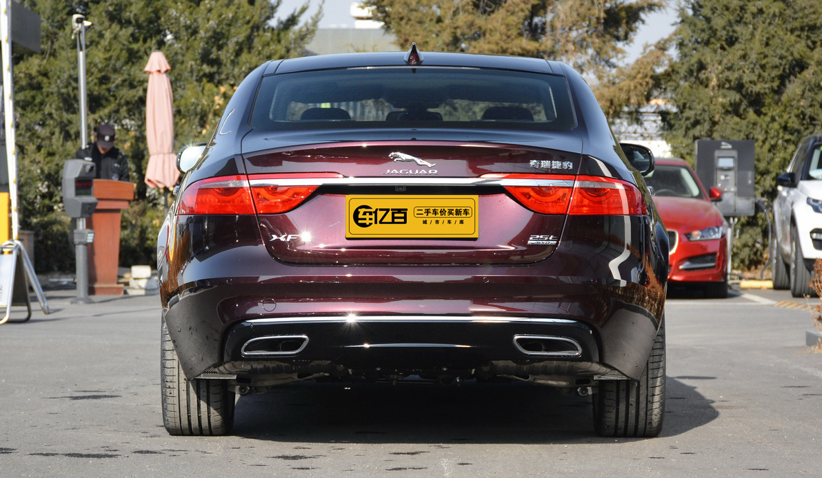 奇瑞捷豹路虎捷豹xfl2020款20tp250四驱尊享版特价出