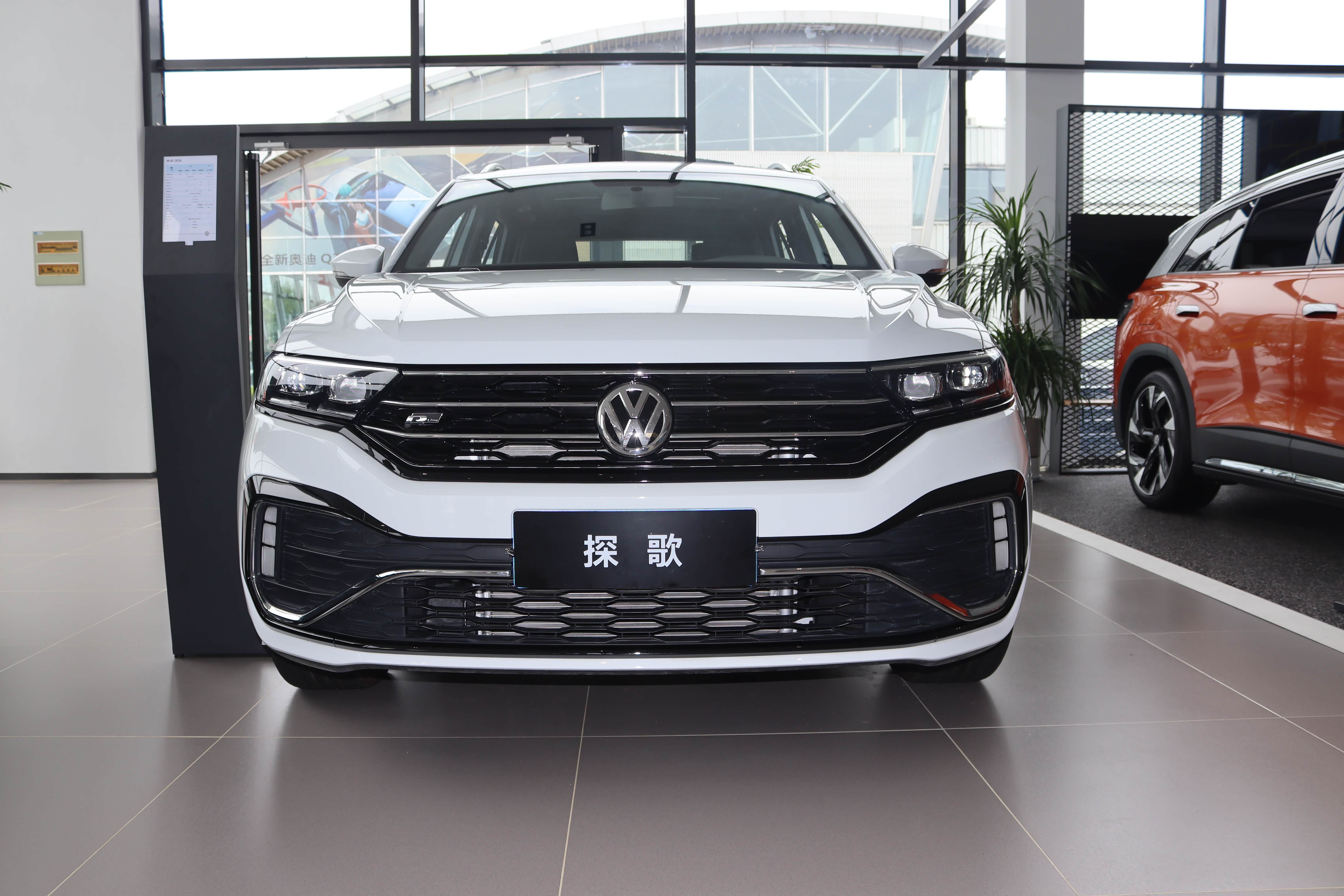 实拍2021款t-roc探歌,外观内敛,小巧灵动,内饰用料扎实!