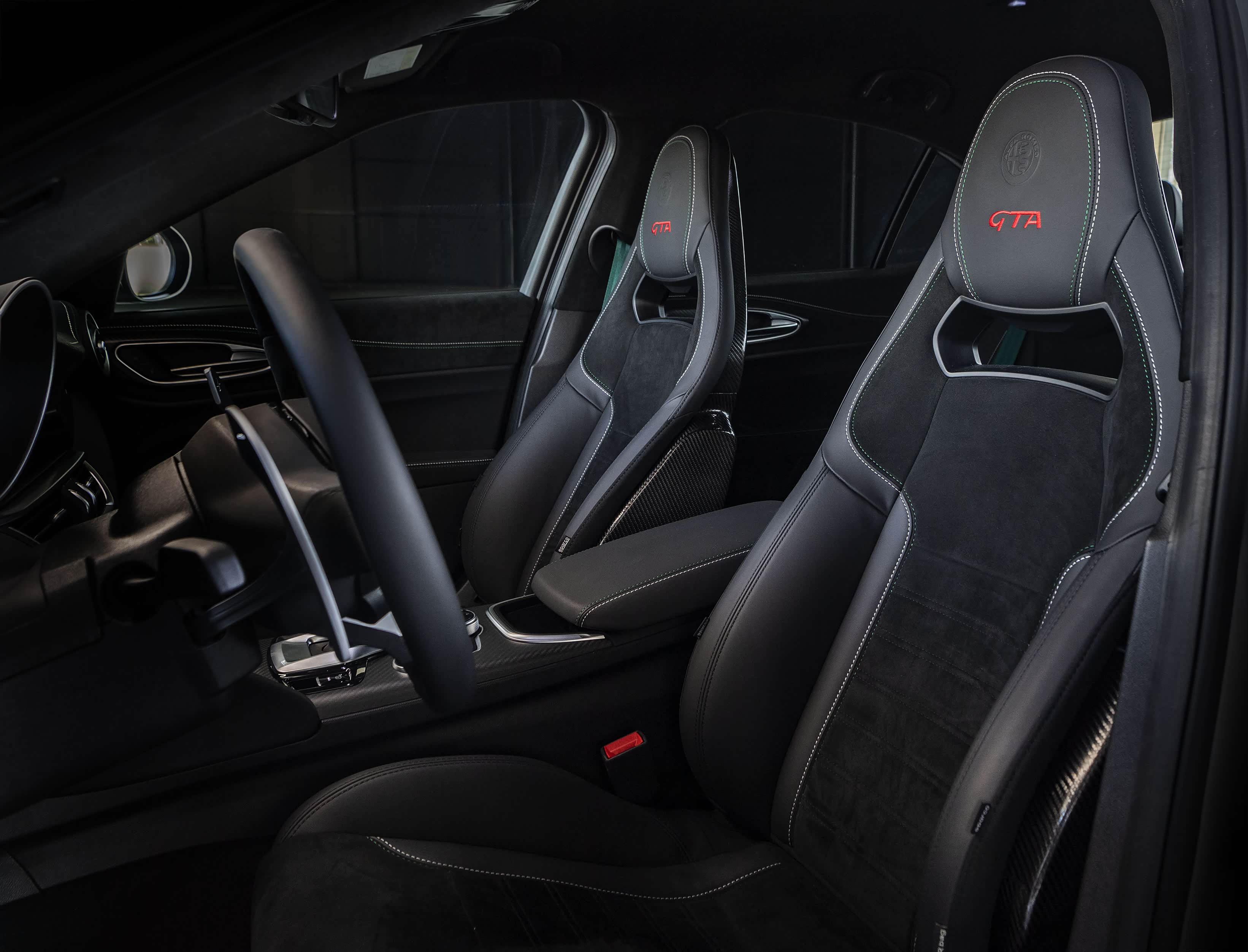 alcantara:用材料打开设计新局面