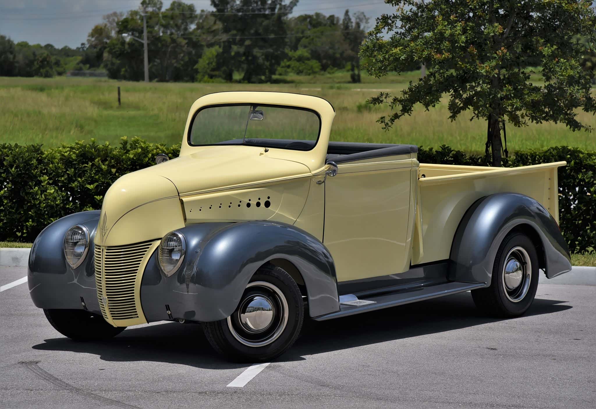 换装5.0升v8,1938年福特皮卡华丽重生,改走可爱路线