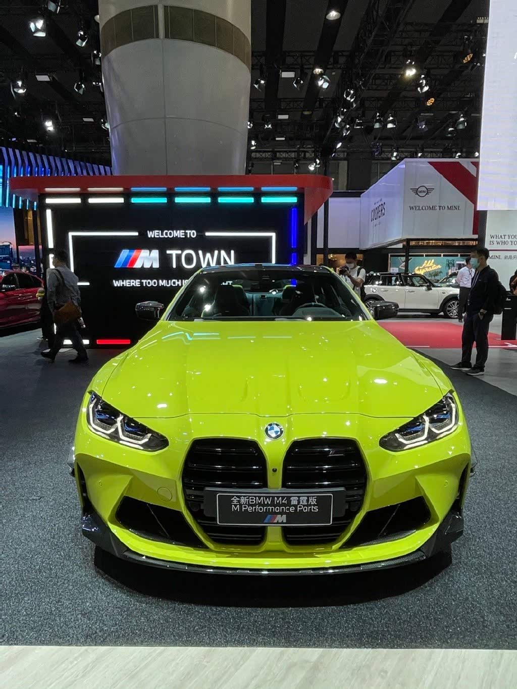 2020年广州车展:全新宝马m4雷霆版实车亮相 心动没?