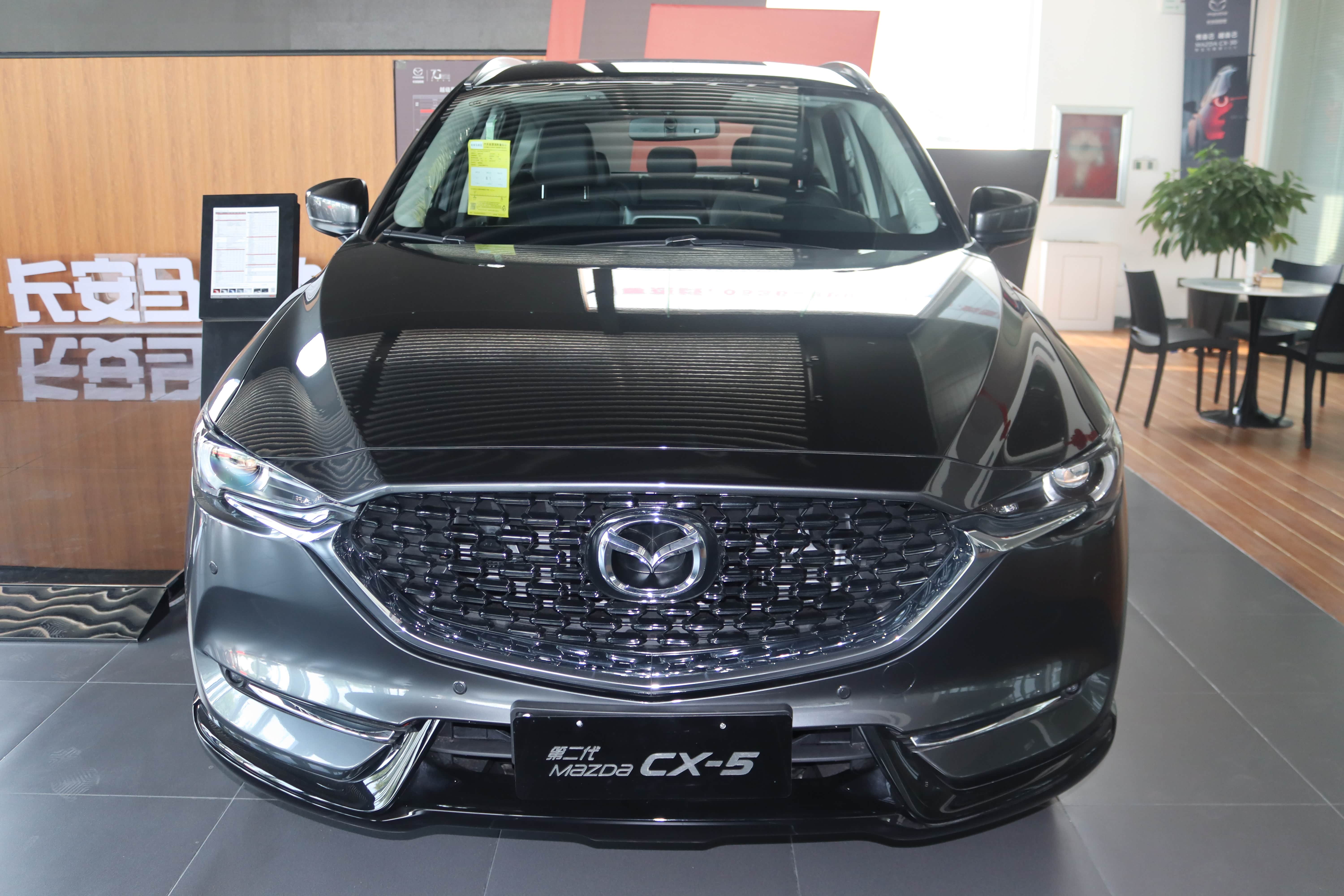 2021款马自达cx-5到店,升级很有诚意,外观运动年轻,动力流畅!