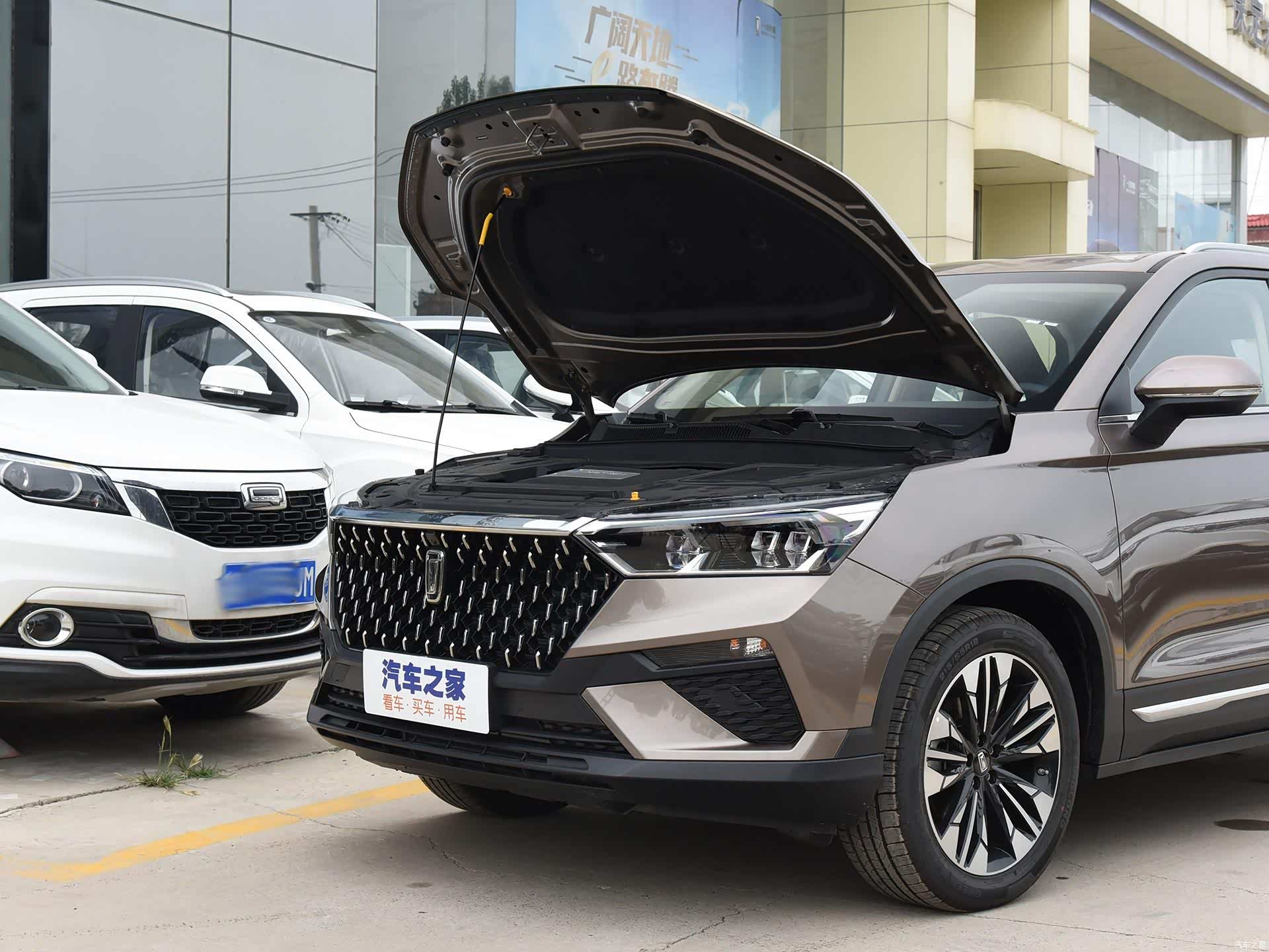 低至9万的国产大黑马!上市半月卖4000 ,仅6.3个油