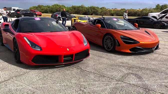 法拉利488和迈凯伦720s的差距有多大?一脚地板油后见分晓