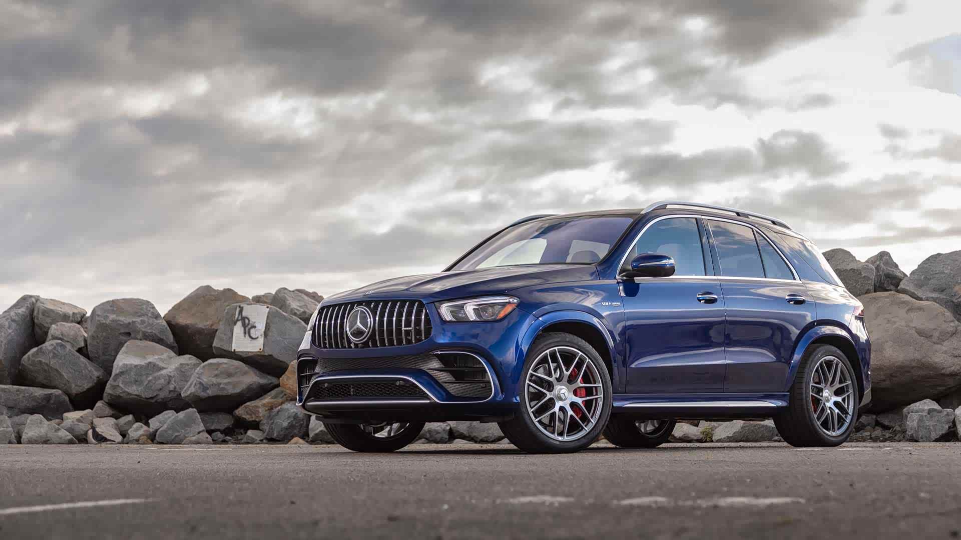 2021款奔驰amggle63s对比2021款宝马x5m