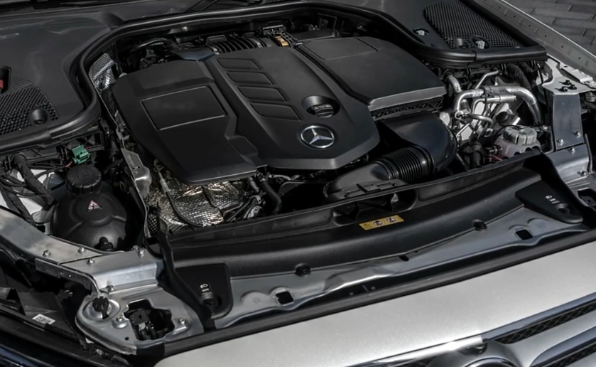 后备箱及发动机展示,2020款 奔驰 s560 eq 插电式混合动力