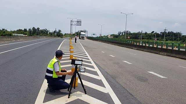 高速公路的"区间测速",原来这么简单,可惜很多司机还是不懂